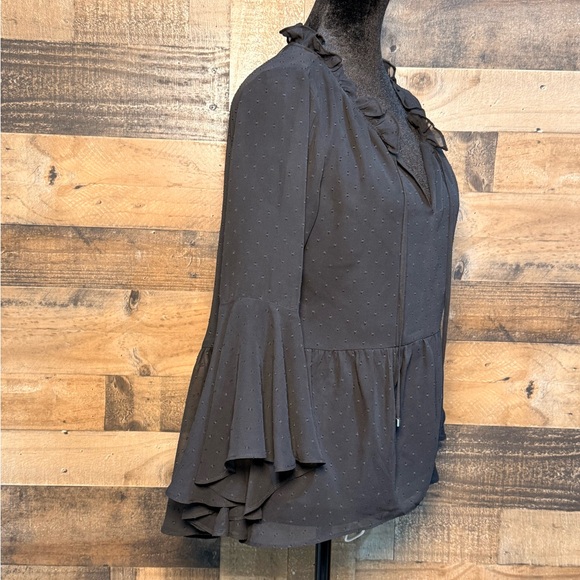 WH BM White House Black Market Women's Ruffled Shirt Blouse Top Size 4 SM 291 - Picture 2 of 5